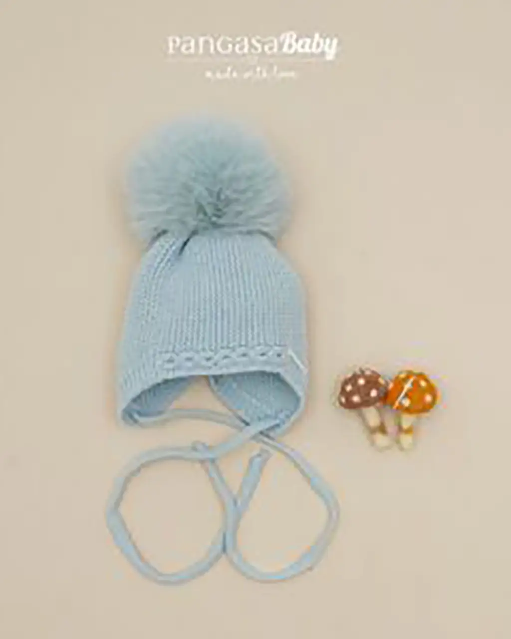Gorro Bambi pelo natural celeste empolvado Gorro Bambi pelo natural celeste empolvado